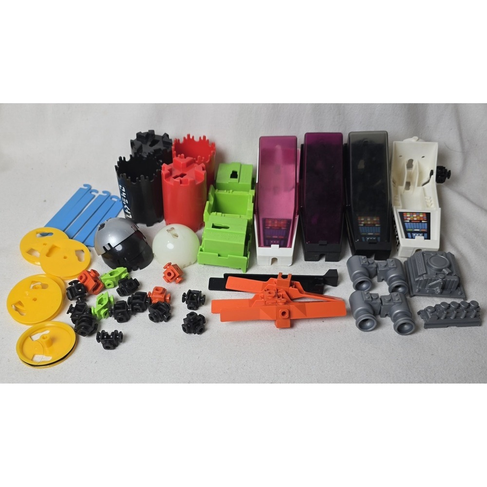 Construx Fisher Price Mixed Lot Of Pieces‎ 1980's